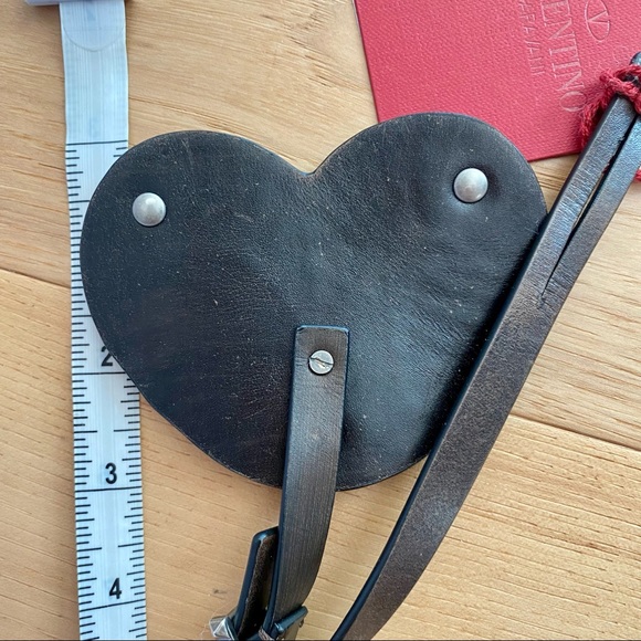 Valentino Garavani  Leather Heart Bag Charm/Key Charm NWT - Picture 8 of 16